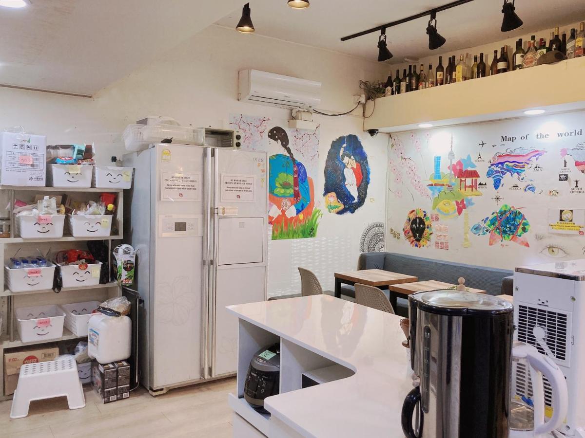 Yakorea Hostel Dongdaemun Seoul Bagian luar foto