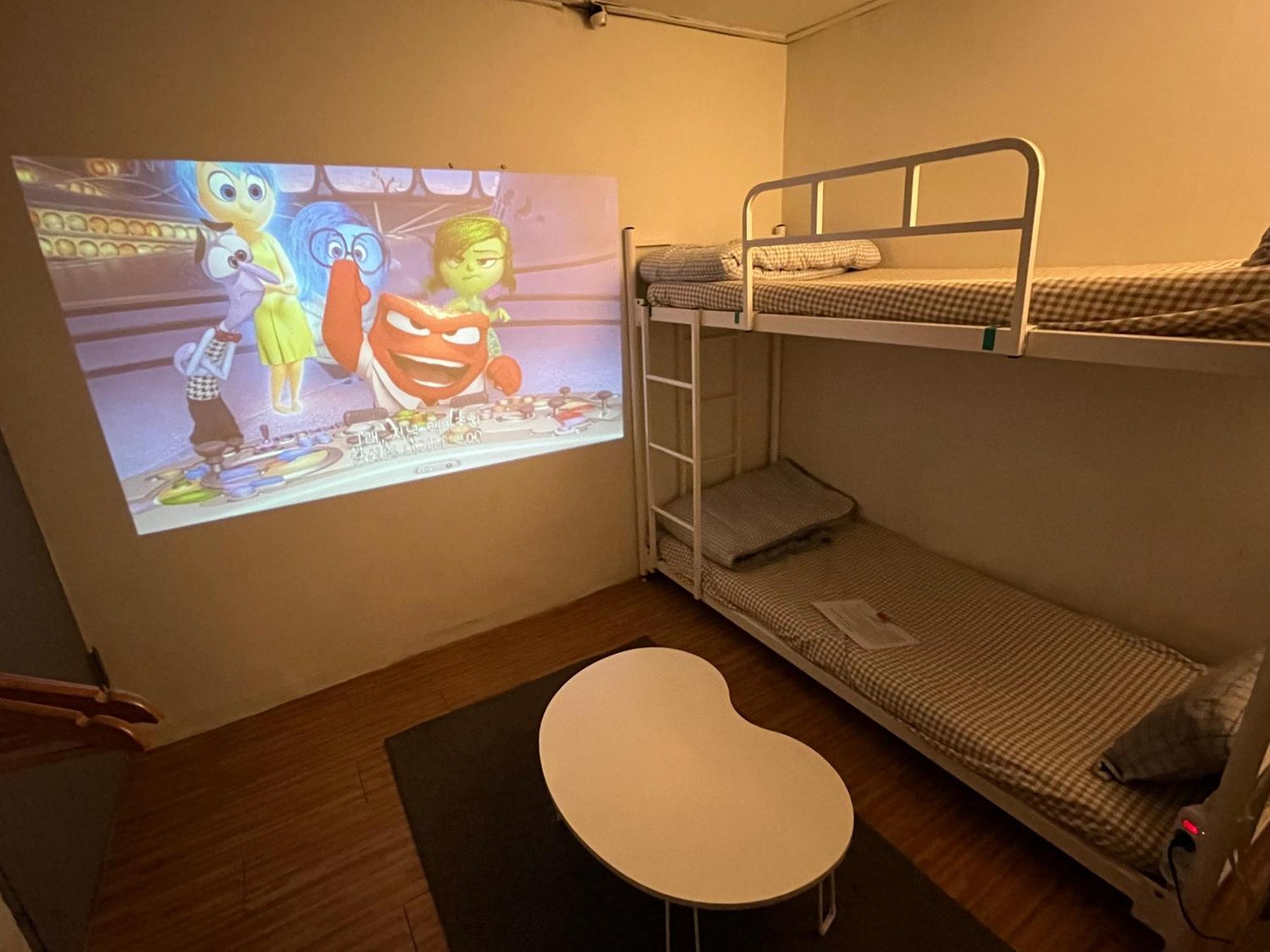 Yakorea Hostel Dongdaemun Seoul Bagian luar foto